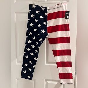Patriotic Capri leggings.